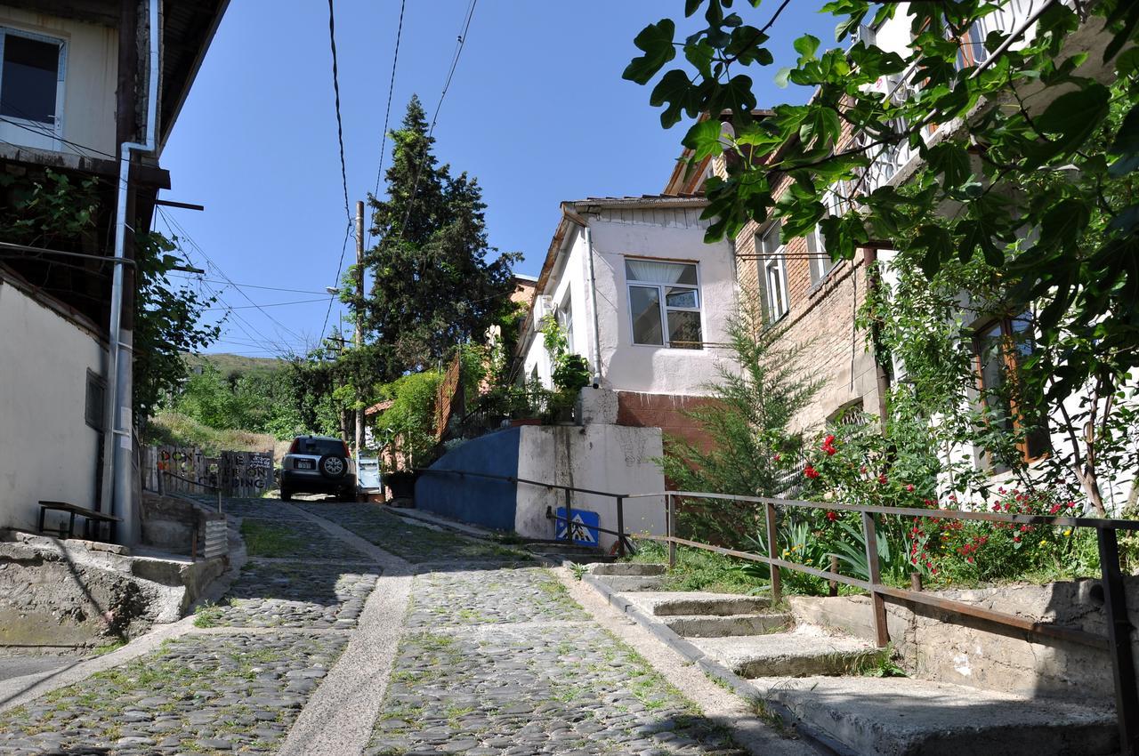 M42 Hostel Tbilisi ภายนอก รูปภาพ