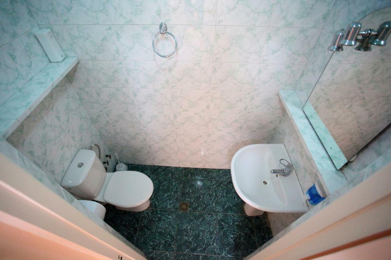 M42 Hostel Tbilisi ภายนอก รูปภาพ