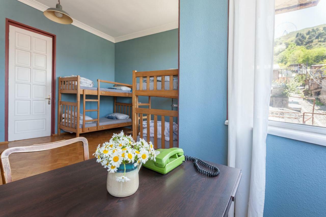 M42 Hostel Tbilisi ภายนอก รูปภาพ