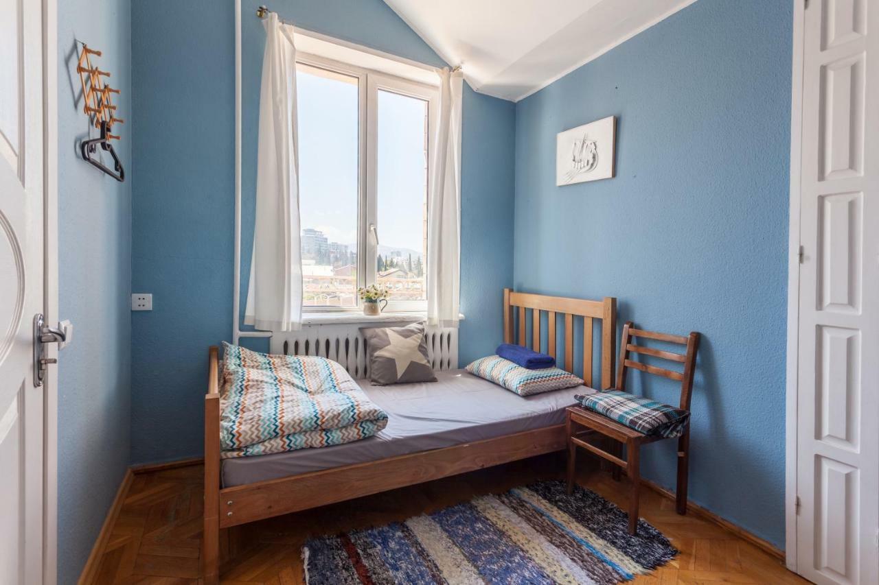 M42 Hostel Tbilisi ภายนอก รูปภาพ