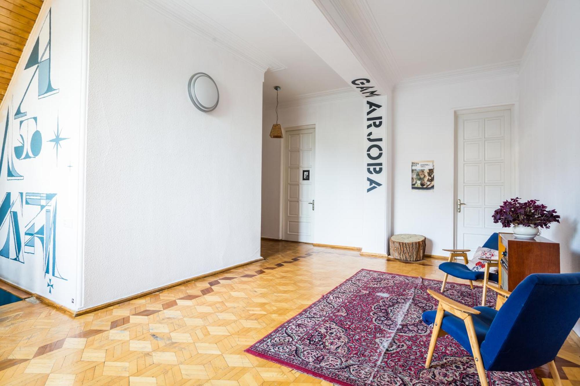 M42 Hostel Tbilisi ภายนอก รูปภาพ